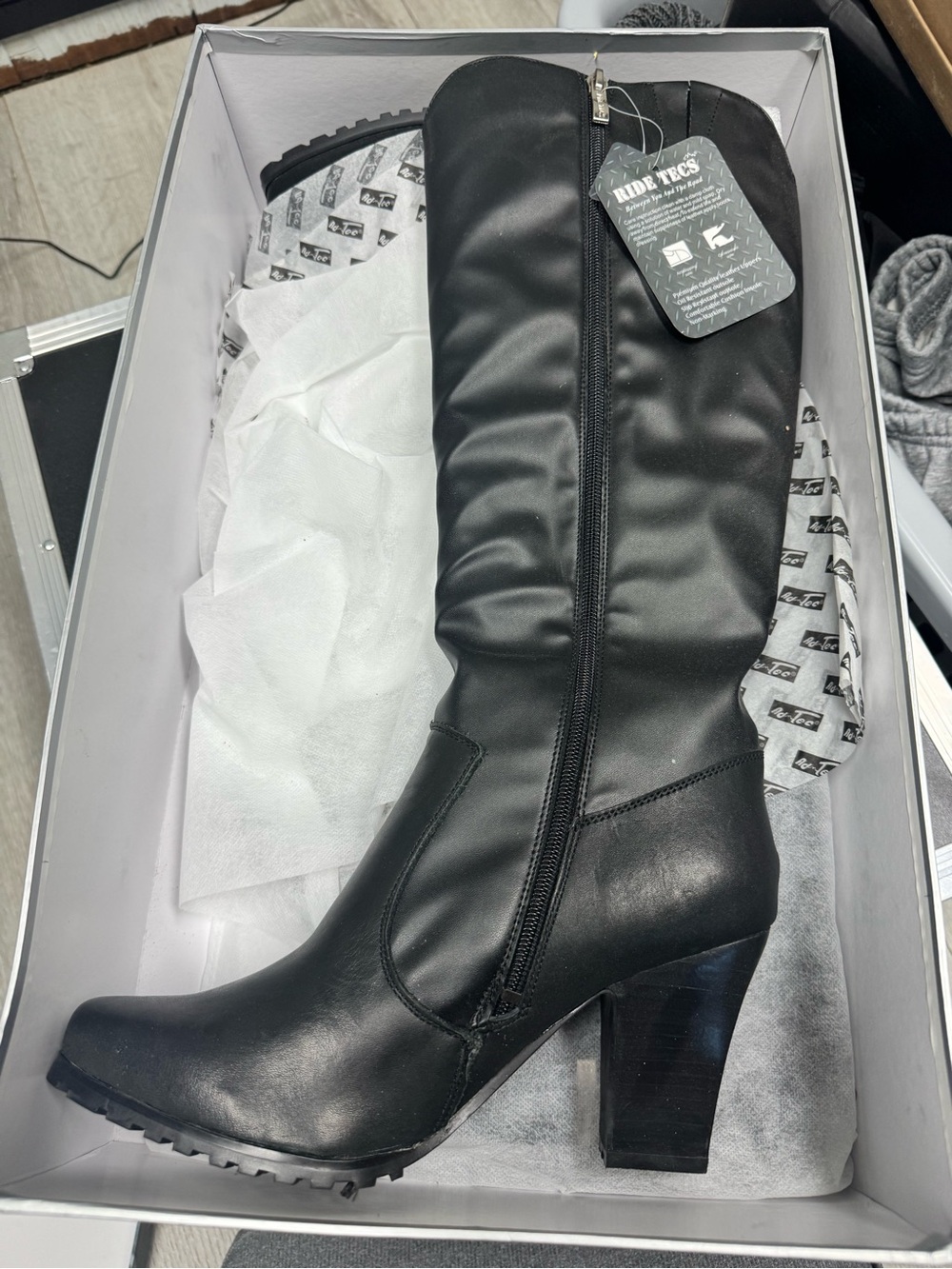 Black Mid-Calf Block Heel Boots